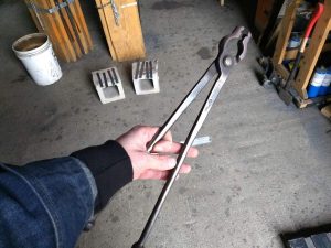 These are v-bit bolt tongs - Brown County Forge